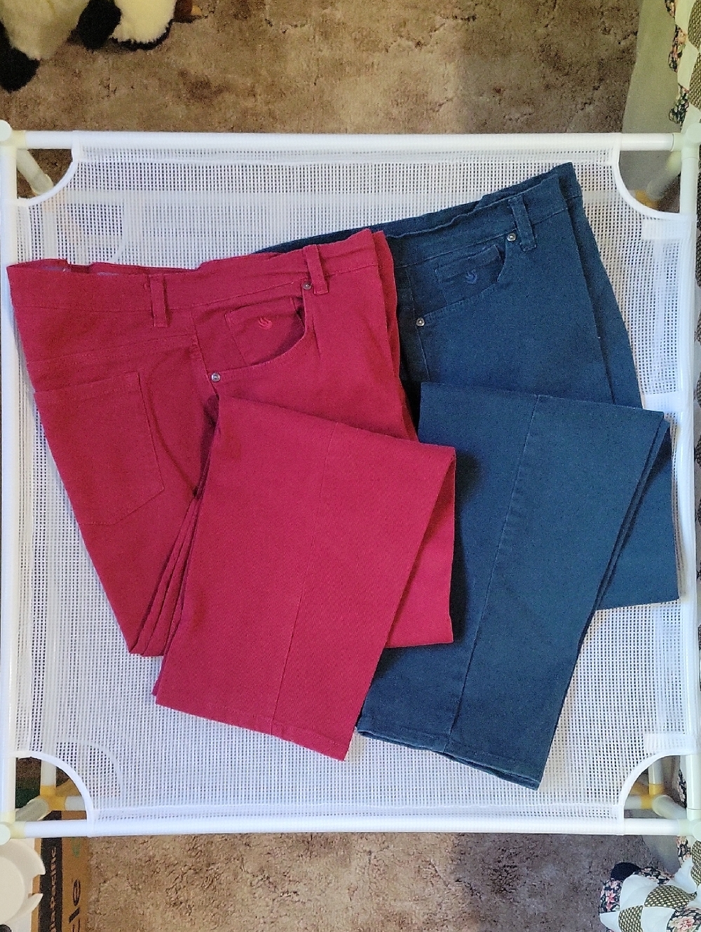 Gloria Vanderbilt Amanda Stretch Jeans - Crimson & Dark Bluegreen